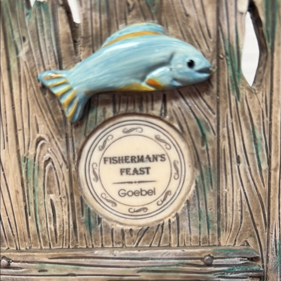 Hummel  “Fisherman's Feast” Hummelscape (Scene 1029-D Display) - Picture 5 of 8